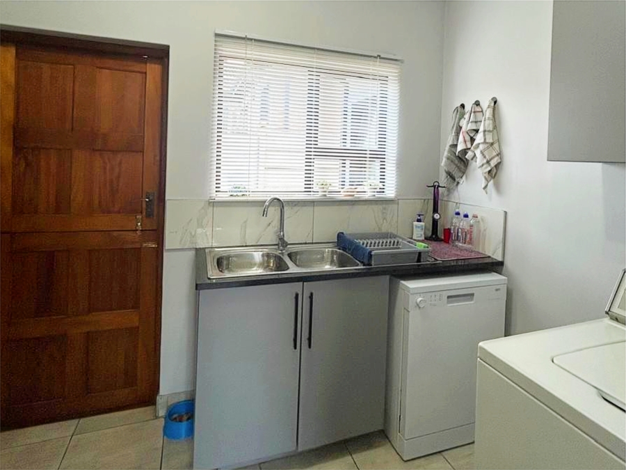 3 Bedroom Property for Sale in Groenvallei Western Cape